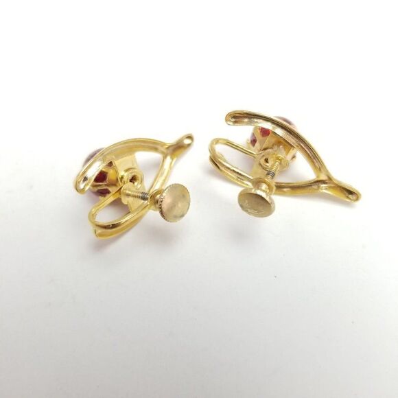Vintage Wishbone and Red Bead Clip On Earrings, Screw Back Design, Gold Tone - Picture 3 of 5